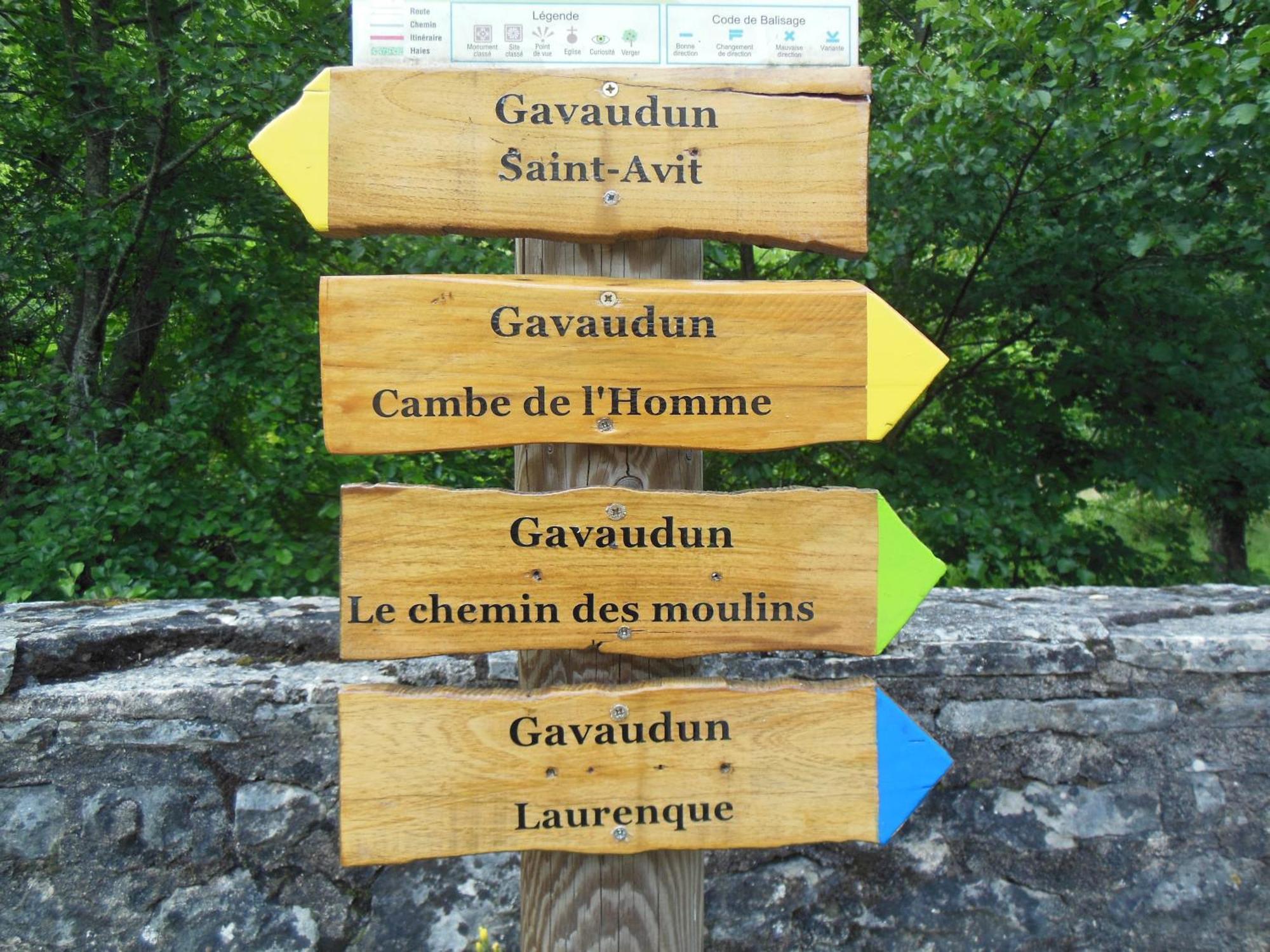 Hauts De Sentelines Sejour Authentique En Pleine Nature Gavaudun Exterior foto